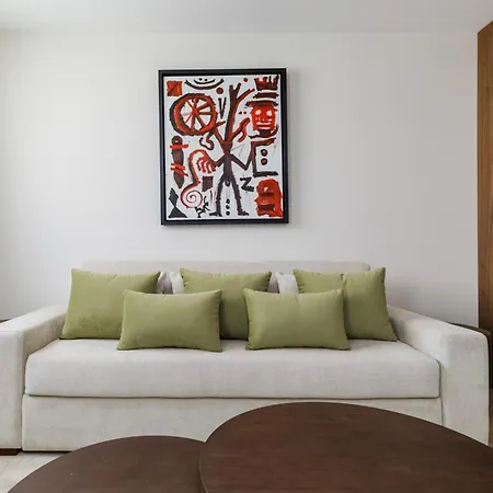 Cosy With Ac Next To Champs Elysees Apartment